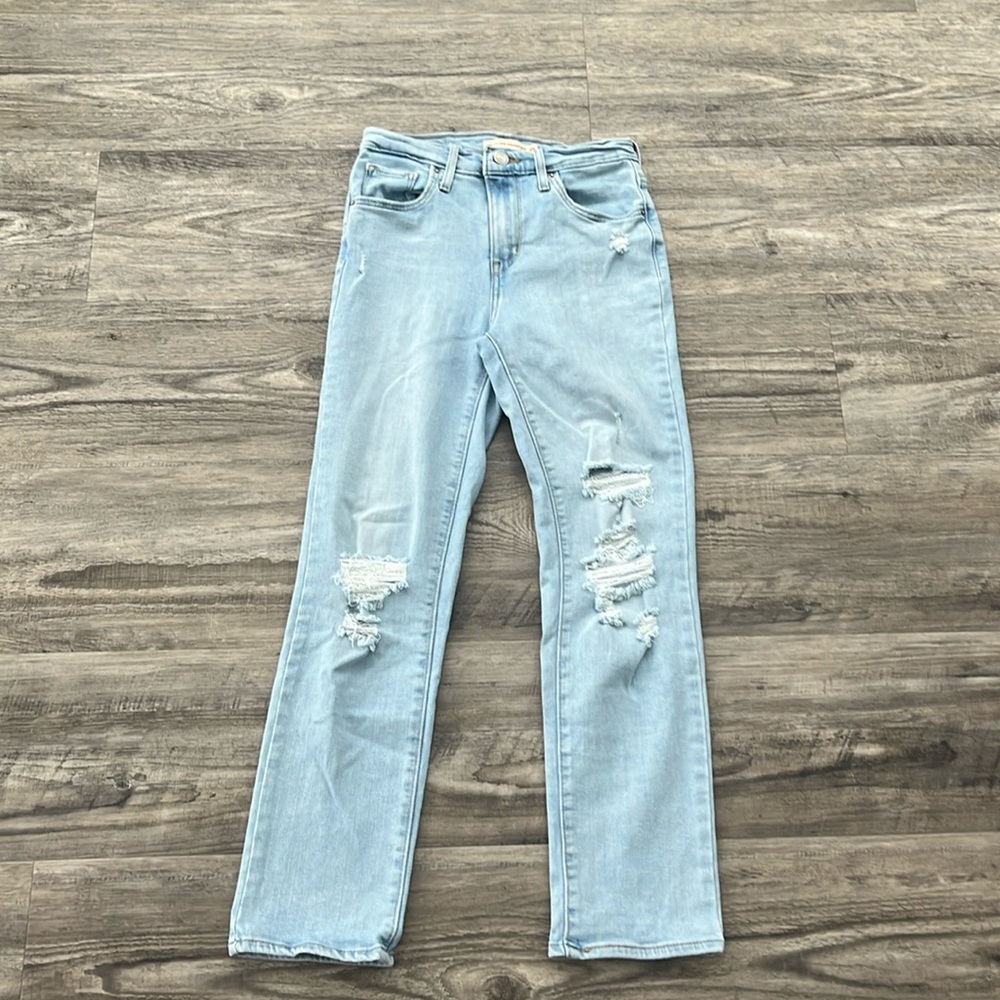724 Levi's High Rise Straight Leg Crop Jeans size 25 Light Wash Ripped Jeans